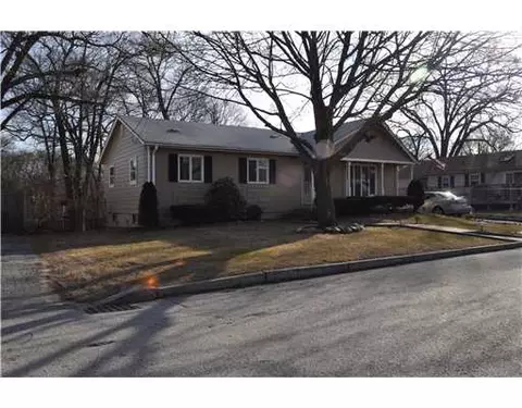 66 Larkin Ave, Warwick, RI 02886 photo 1