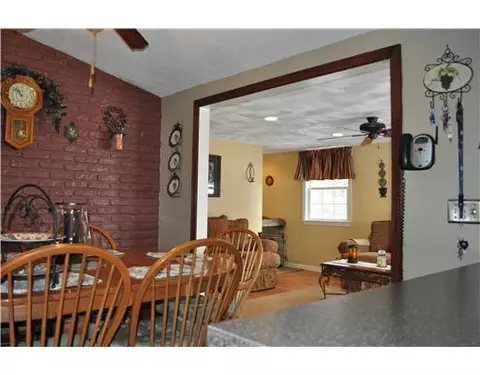 66 Larkin Ave, Warwick, RI 02886 photo 8