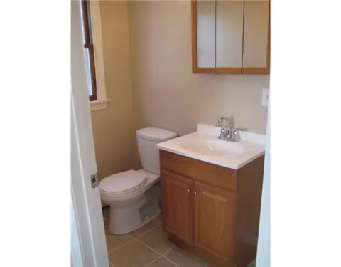 172 Hazel St, Woonsocket, RI 02895 photo 7