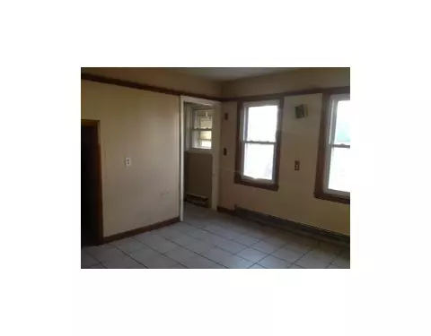 5 Connolly Ave, Warren, RI 02885 photo 3