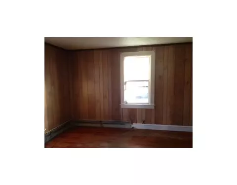 5 Connolly Ave, Warren, RI 02885 photo 6