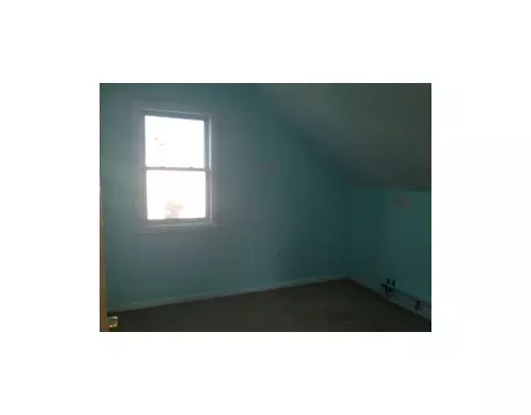 5 Connolly Ave, Warren, RI 02885 photo 7