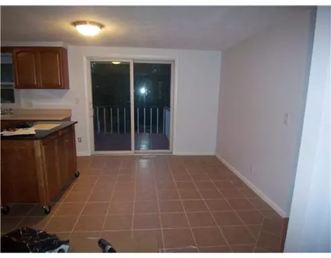 245 Douglas Rd, Warwick, RI 02886 photo 3