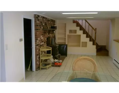 245 Douglas Rd, Warwick, RI 02886 photo 6