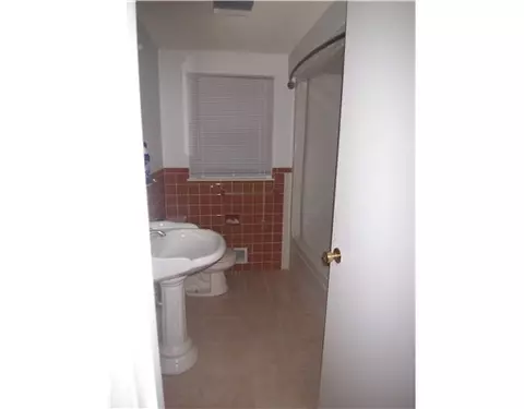 245 Douglas Rd, Warwick, RI 02886 photo 5
