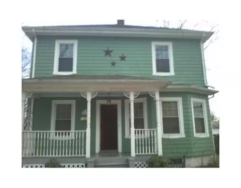 15 Fairmount St, West Warwick, RI 02893 photo 1