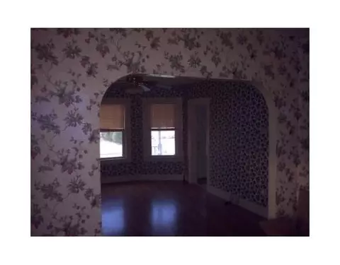 15 Fairmount St, West Warwick, RI 02893 photo 5