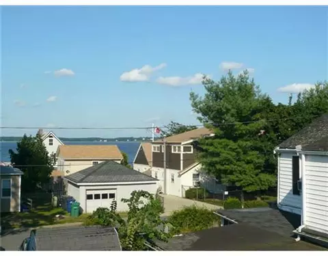 34 Grace Ave, Warwick, RI 02889 photo 3