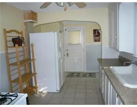 34 Grace Ave, Warwick, RI 02889 photo 4