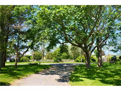 43 Washington Rd, Little Compton, RI 02837 photo 15