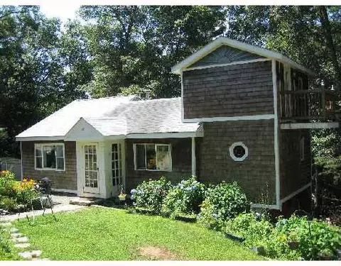 62 Terrace Dr, Glocester, RI 02814 photo 1