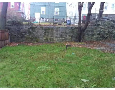 276 Hamlet St, Fall River, MA 02724 photo 10