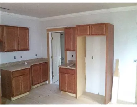 276 Hamlet St, Fall River, MA 02724 photo 4