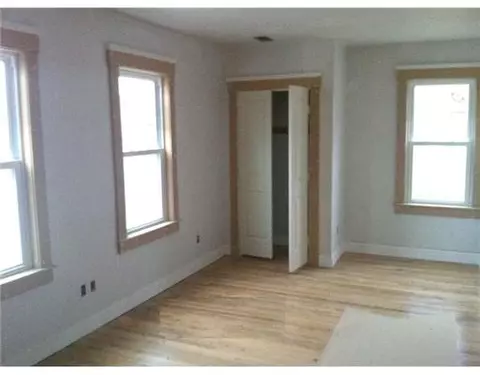 276 Hamlet St, Fall River, MA 02724 photo 7