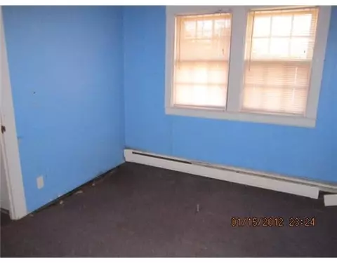 56 Everett St, Warren, RI 02885 photo 11