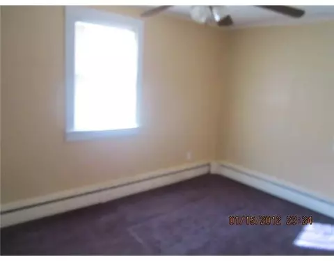 56 Everett St, Warren, RI 02885 photo 10
