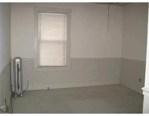 86 Middle St, Woonsocket, RI 02895 photo 15