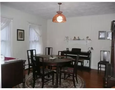 59 John St, Westerly, RI 02891 photo 4