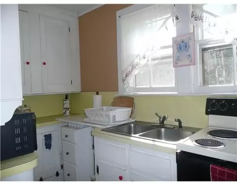59 John St, Westerly, RI 02891 photo 3