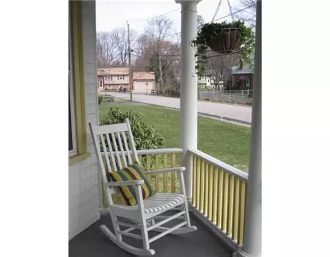 21 Central St, Warwick, RI 02886 photo 10