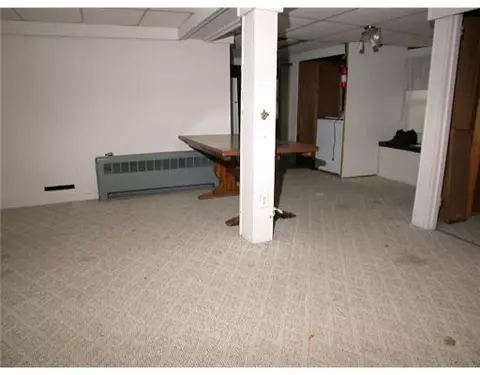 414 Arnold Rd, Coventry, RI 02816 photo 10
