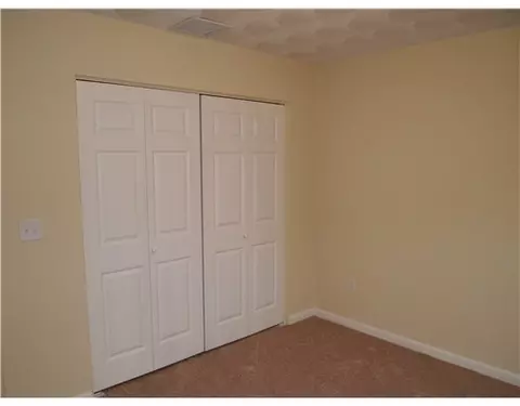 2 Milo St, Providence, RI 02909 photo 9