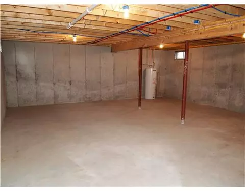 2 Milo St, Providence, RI 02909 photo 12