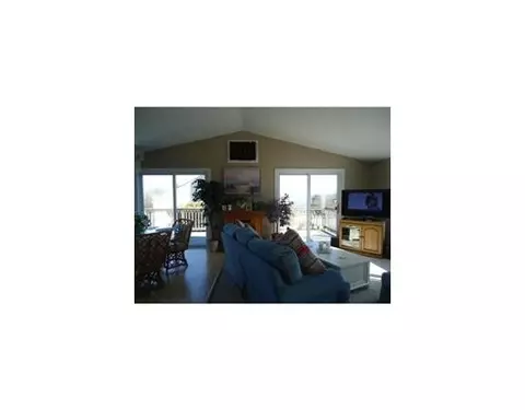 15 Harborview Dr, Warwick, RI 02889 photo 10