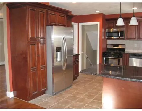1 Sandro Cir, Warwick, RI 02886 photo 5