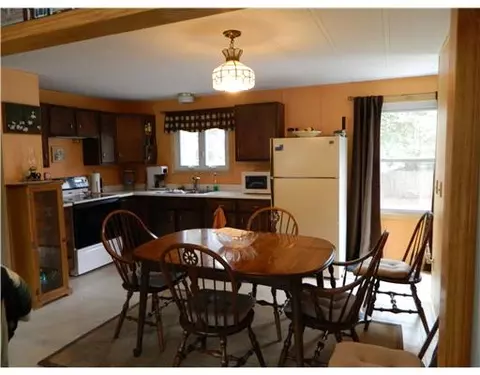 48 Cedar Grove Dr, Exeter, RI 02822 photo 9