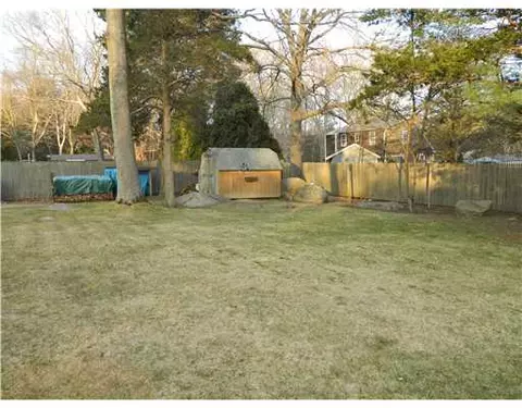 48 Cedar Grove Dr, Exeter, RI 02822 photo 3