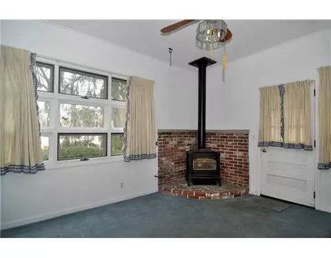 167 River St, Warwick, RI 02888 photo 4