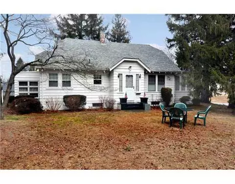 167 River St, Warwick, RI 02888 photo 1