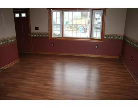 61 Cherry Hill Ave, Woonsocket, RI 02895 photo 4