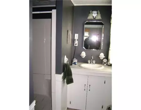 7 Black St, Warwick, RI 02888 photo 12