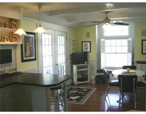 7 Black St, Warwick, RI 02888 photo 8