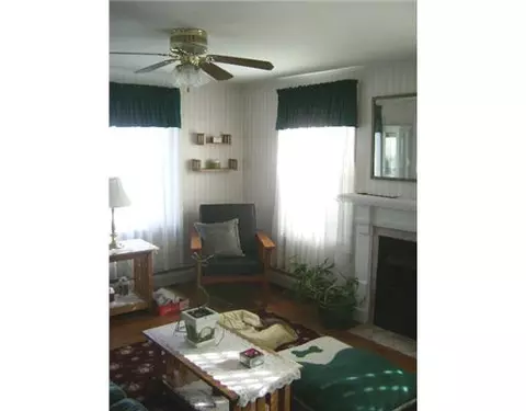 7 Black St, Warwick, RI 02888 photo 11