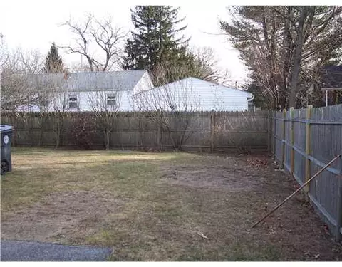 88 Dixie Ave, Warwick, RI 02889 photo 3