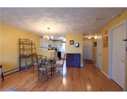 404 Post Rd #4, Warwick, RI 02888 photo 6