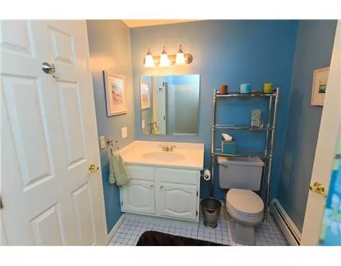 404 Post Rd #4, Warwick, RI 02888 photo 9