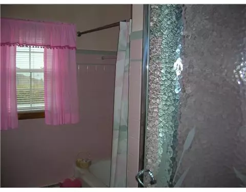 755 Sandy Ln, Warwick, RI 02889 photo 12