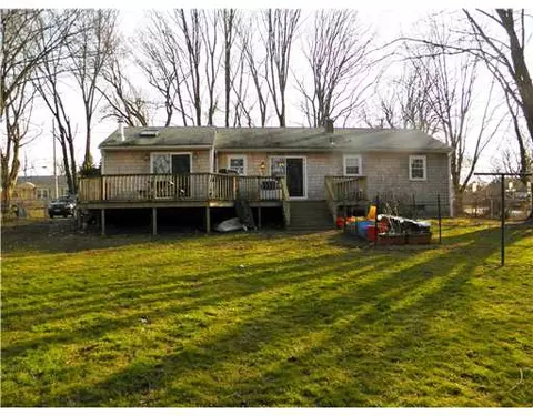 12 Laurel Ln, Warren, RI 02885 photo 10