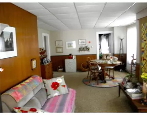 11 School St, Warren, RI 02885 photo 3