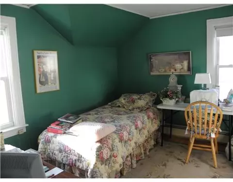 11 School St, Warren, RI 02885 photo 11