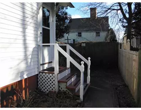 11 School St, Warren, RI 02885 photo 18
