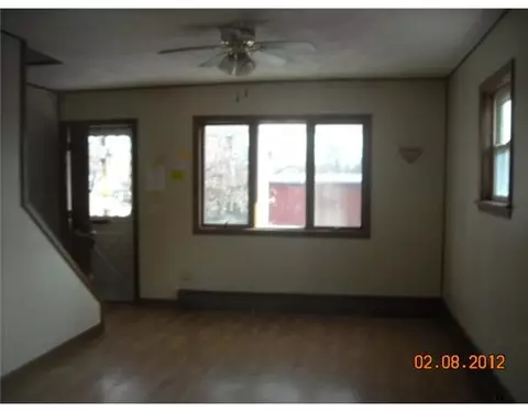 48 Second Ave, Woonsocket, RI 02895 photo 5