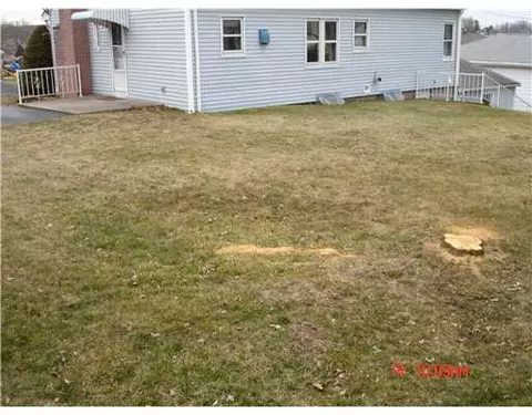 86 Monty Ave, Woonsocket, RI 02895 photo 3