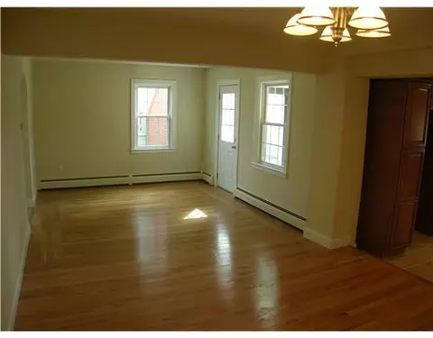 415 Fair St, Warwick, RI 02888 photo 11