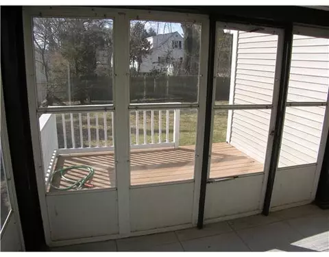 415 Fair St, Warwick, RI 02888 photo 13