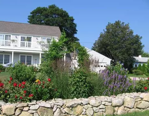 25 Indian Rd, Little Compton, RI 02837 photo 2